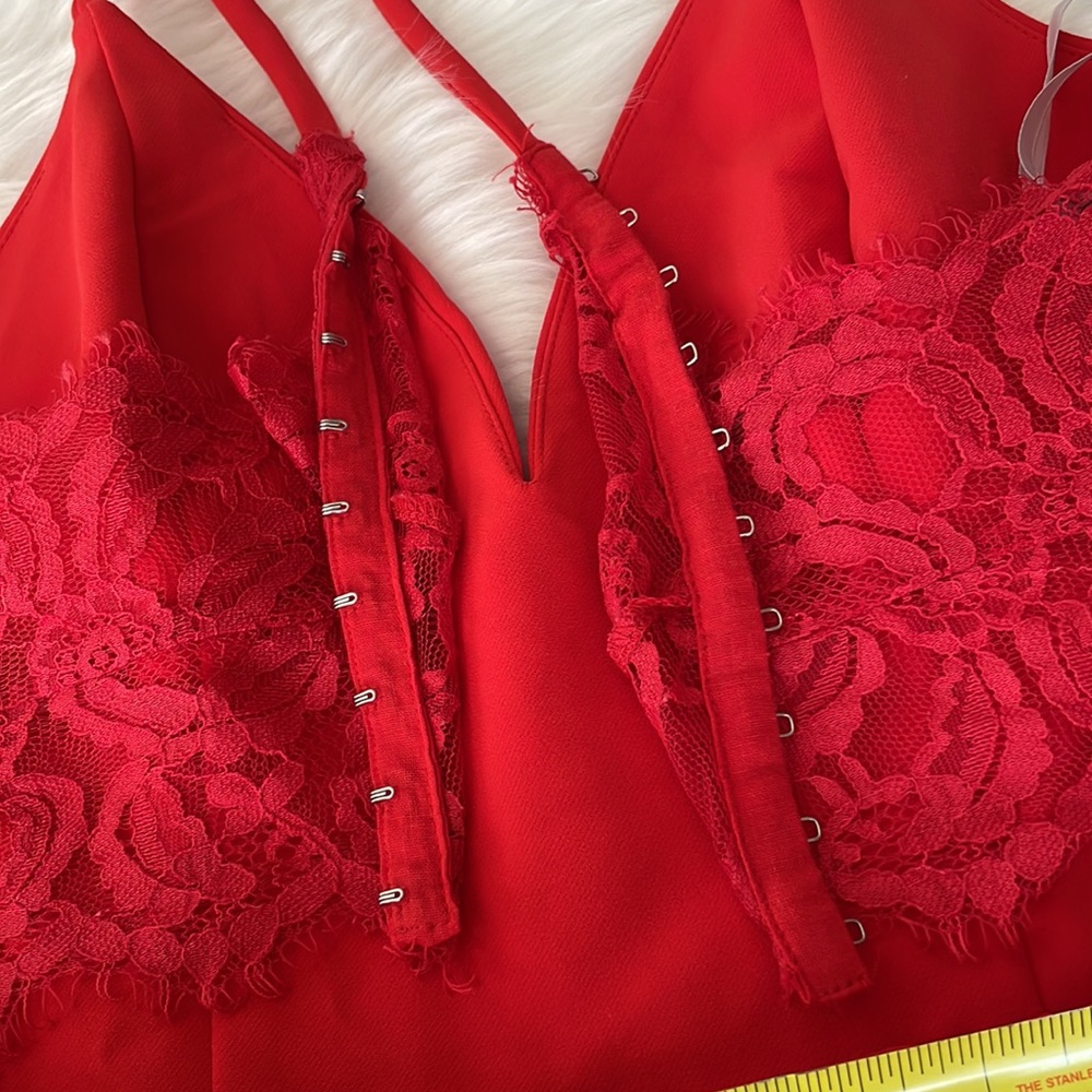 Lovers & Friends Helena lace back gown EUC size 2 - Picture 11 of 12